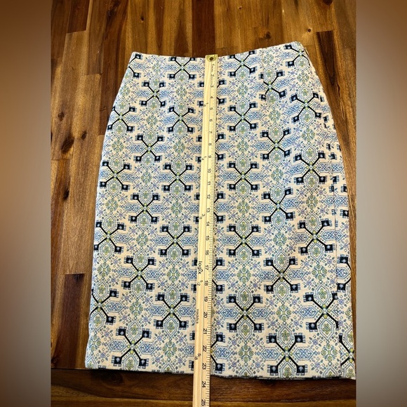 The Limited High Waist Pencil Tapestry Skirt NWT metallic back slit jacquard 4 - Picture 9 of 14